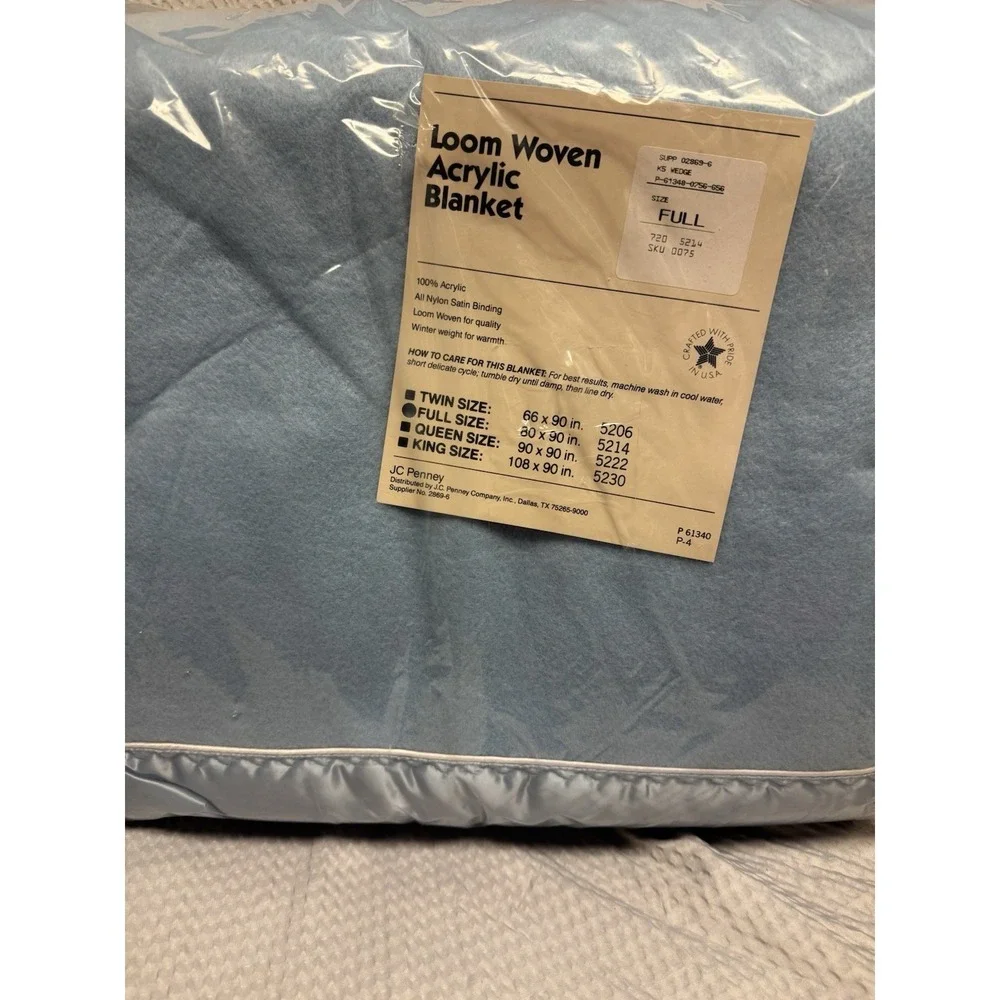 VNTG Wedgewood Loom Woven Satin Trim Full Size Winter Weight Blanket Light Blue